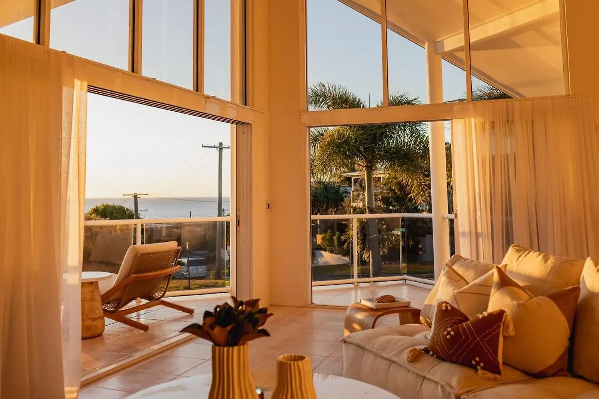 Sunrise Beach Designer Home With Pool & Ocean Views 0*, Sunrise Beach
