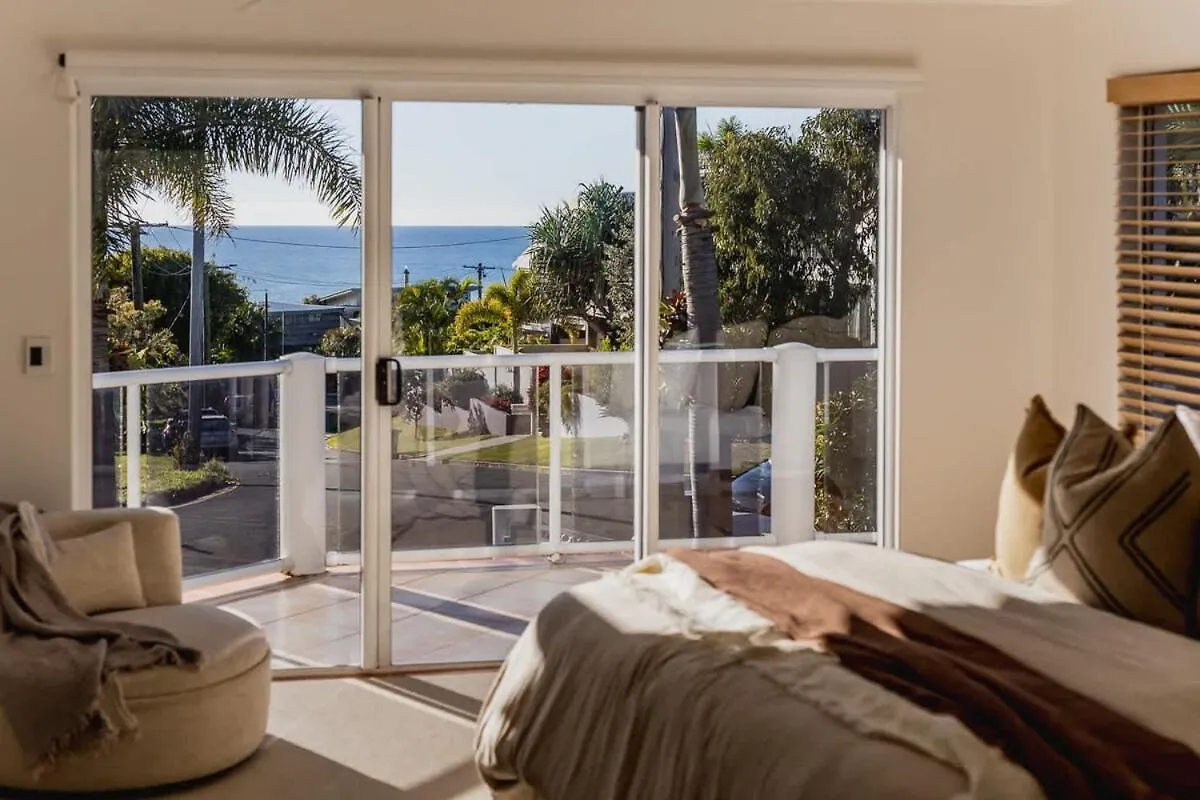 Sunrise Beach Designer Home With Pool & Ocean Views Holiday home Sunrise Beach