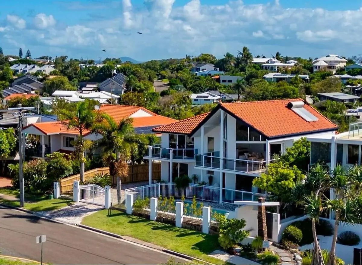 Holiday home Sunrise Beach Designer Home With Pool & Ocean Views
